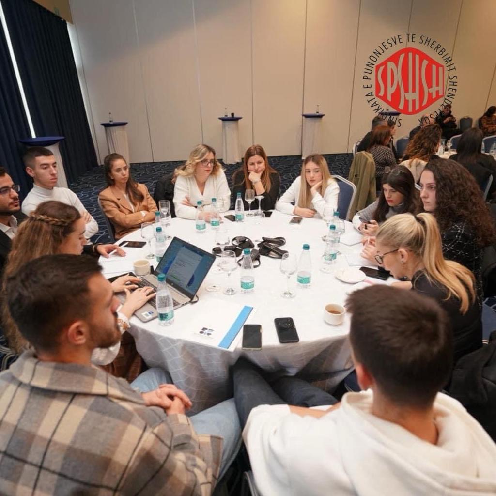 Read more about the article SPSHSH, pjesë e Forumit Rajonal për të drejtat e punës i organizuar nga IKS, QPA dhe Lens në Prishtinë
